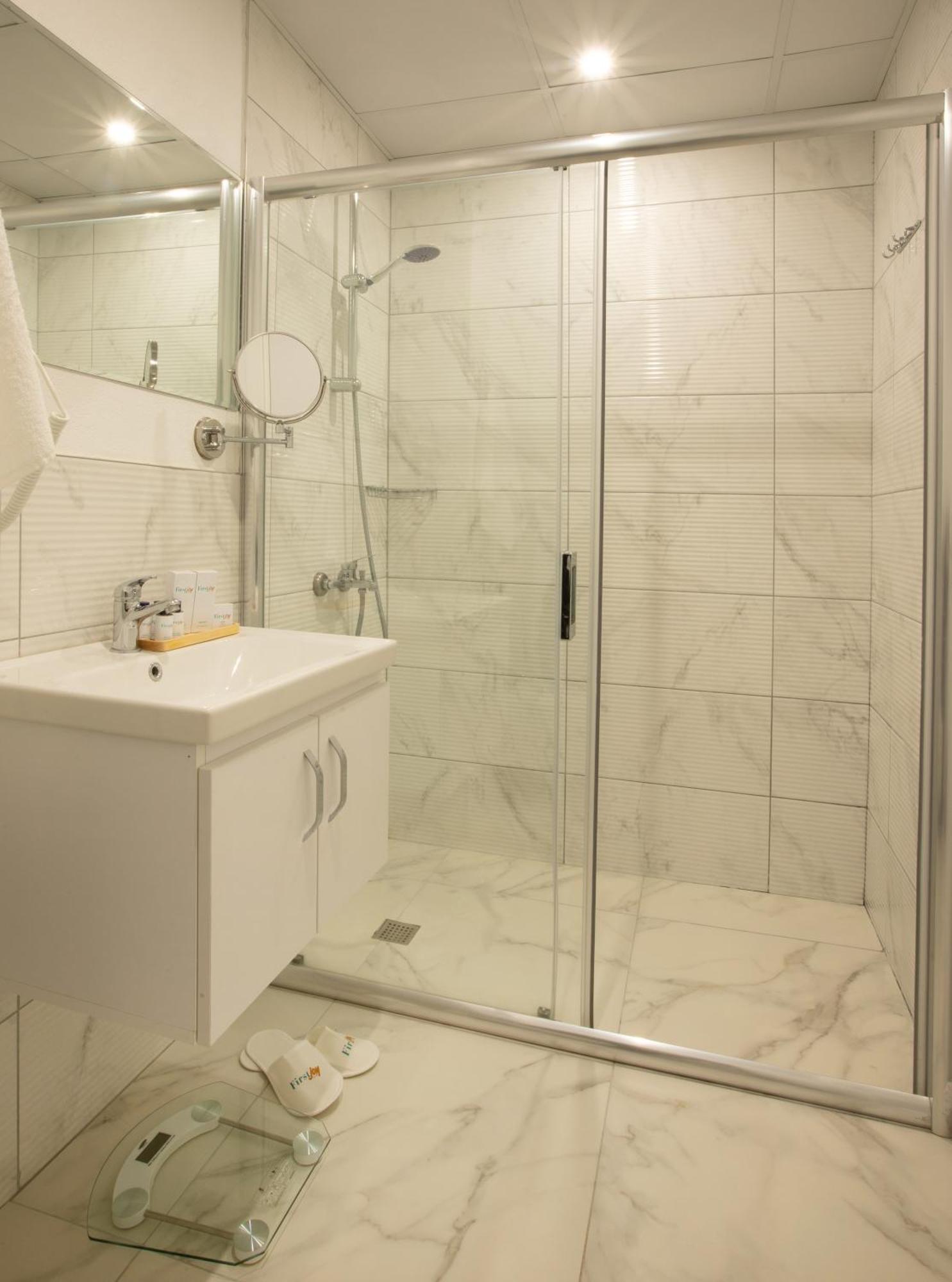First Joy Hotel Trabzon Ngoại thất bức ảnh